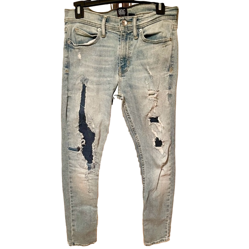 🔥Urban Outfitters BDG jeans. Many holes/rips by design. 5 pocket jeans. Size 29